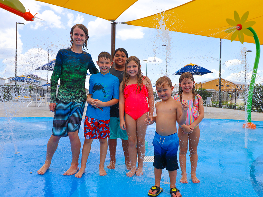 Enjoy the Spray Pad at Roan Hills Park pool in Calesa Township Ocala, FL
